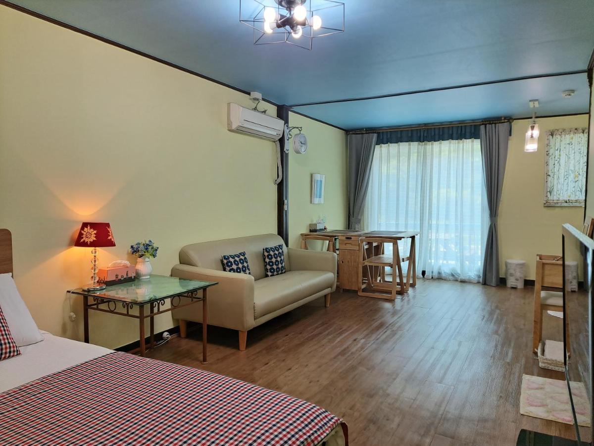 Charm Pension Gapyeong Esterno foto